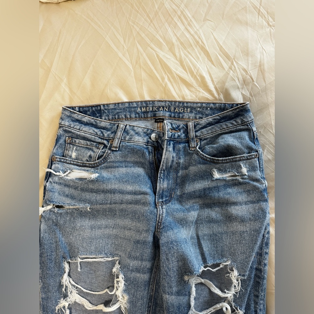 AE Stretched Ripped Mom Jean